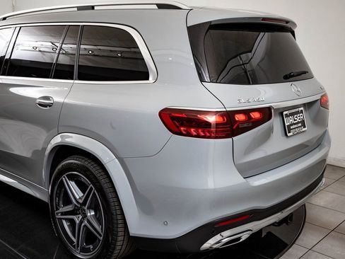 Certified 2024 Mercedes-Benz GLS 450 4MATIC image 19