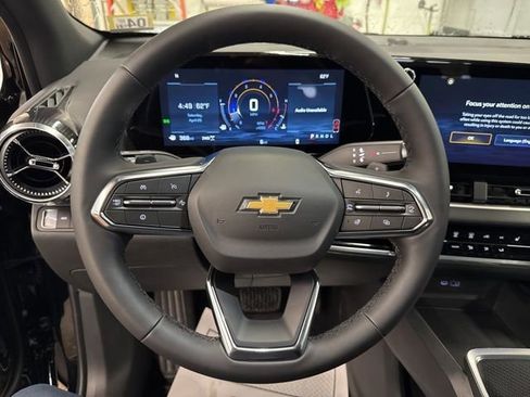 New 2026 Chevrolet Equinox LT AWD/4WD image 12
