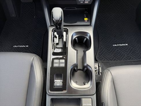 New 2026 Subaru Outback Limited AWD/4WD image 15