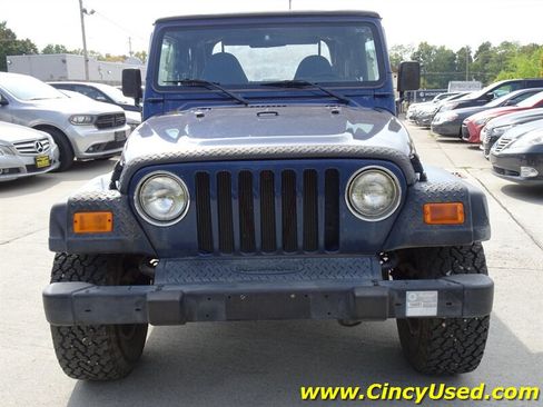 Used 2002 Jeep Wrangler SE AWD/4WD image 2