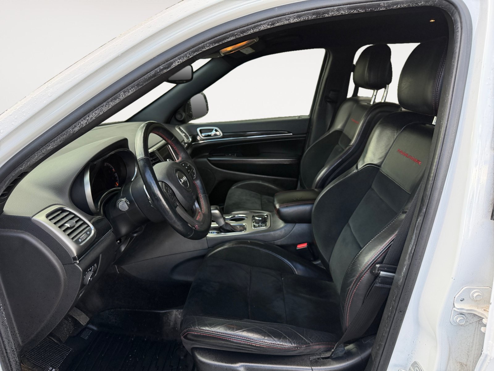 Used 2018 Jeep Grand Cherokee Trailhawk AWD/4WD image 9