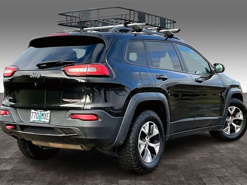 Used 2016 Jeep Cherokee Trailhawk w/ Leather Interior Group image 14