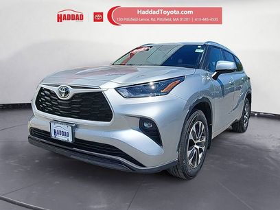 Used 2021 Toyota Highlander XLE