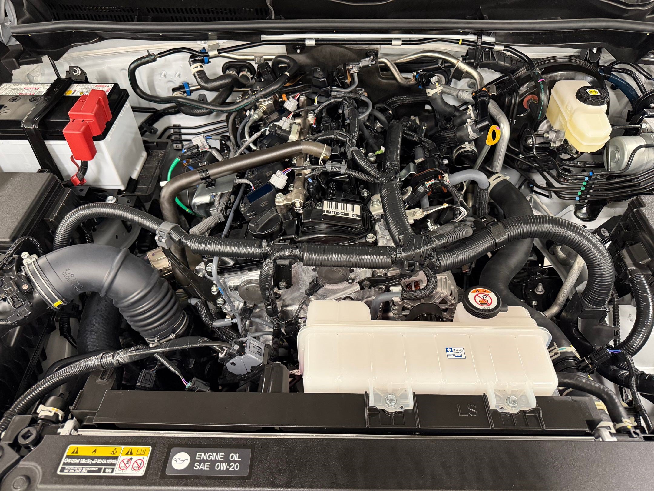 Used 2025 Toyota 4Runner SR5 AWD/4WD image 44