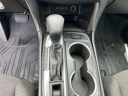 Certified 2022 Chevrolet Equinox LT FWD image 16