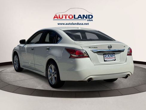 Used 2015 Nissan Altima 2.5 SL w/ Technology Package FWD image 5