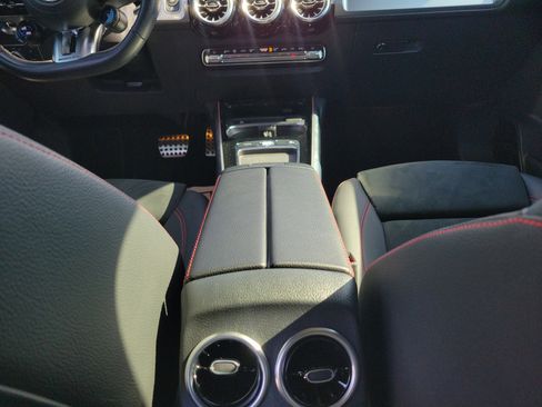 Certified 2025 Mercedes-Benz GLB 35 AMG 4MATIC image 16