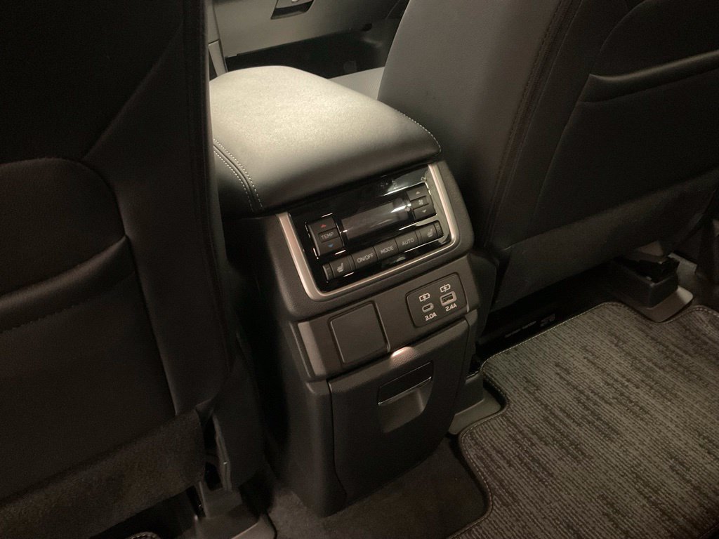 Used 2023 Subaru Ascent Limited w/ Technology Package AWD/4WD image 28