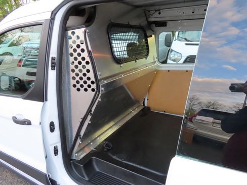 Used 2015 Ford Transit Connect XL image 13