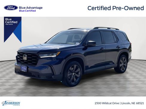 Used 2025 Honda Pilot Sport image 1