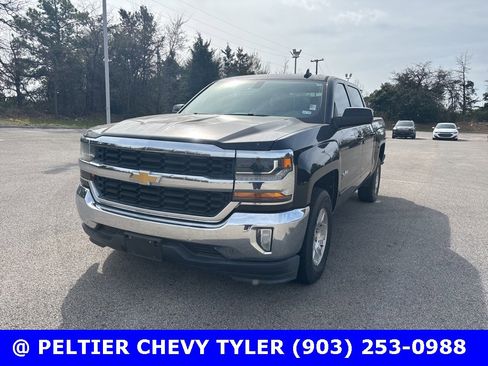 Used 2017 Chevrolet Silverado 1500 LT w/ LT Eassist Package image 3