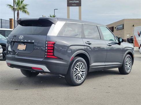New 2026 Hyundai Palisade SE image 2