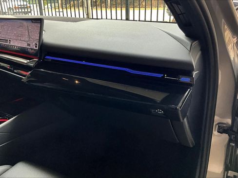 Used 2026 BMW 530i image 18