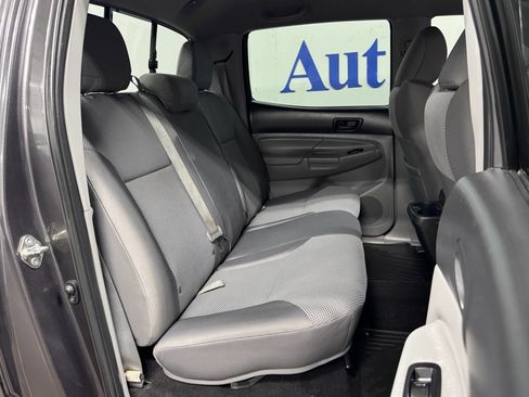 Used 2014 Toyota Tacoma 4x4 Double Cab w/ TRD Sport Package image 32