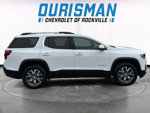 Used 2023 GMC Acadia SLT w/ Preferred Package image 7