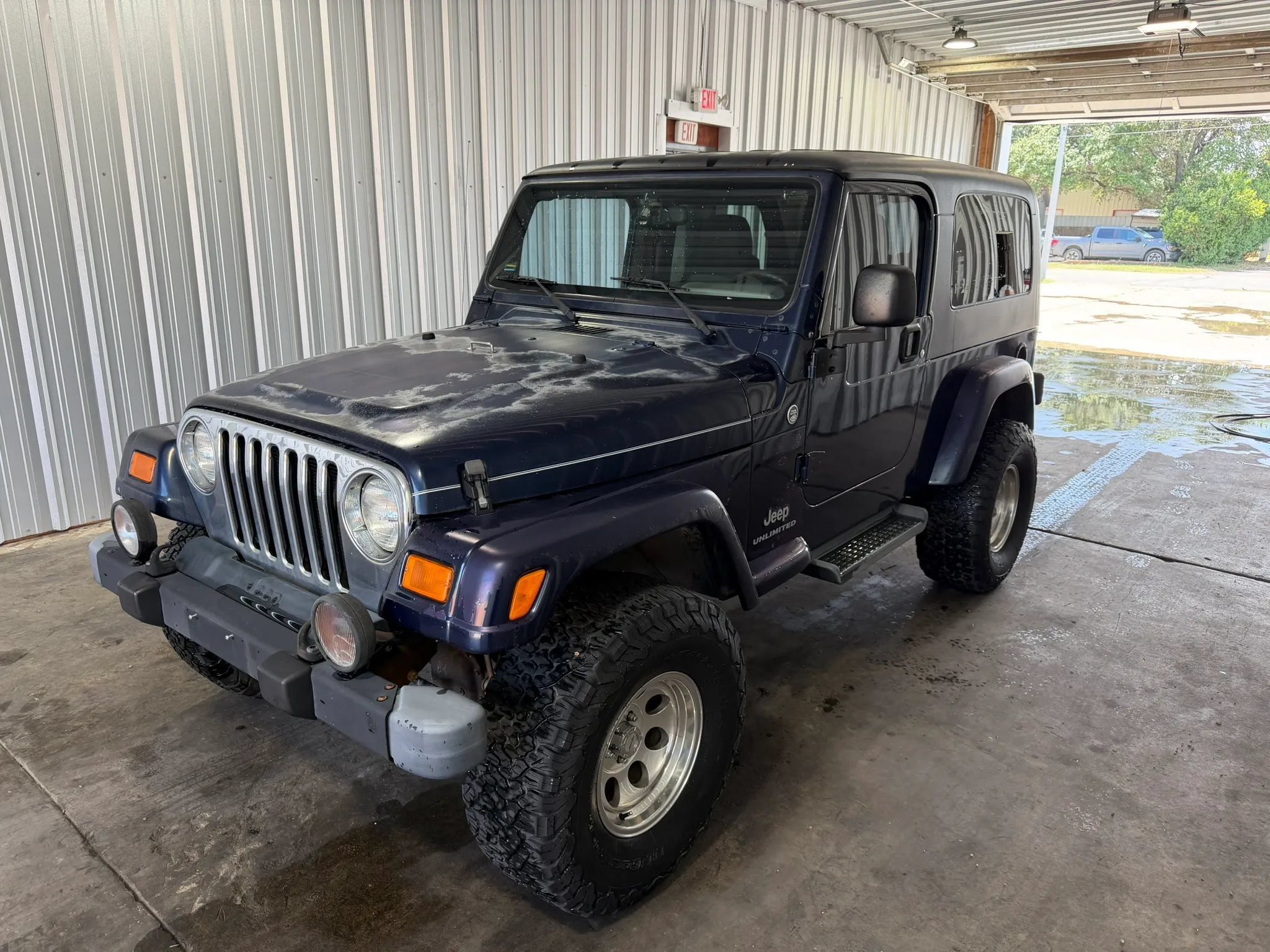 Used 2006 Jeep Wrangler Unlimited AWD/4WD image 1