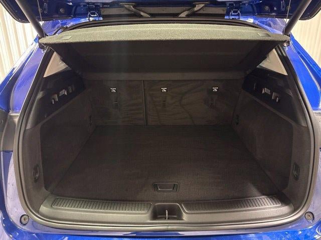 Used 2024 Buick Envision Avenir AWD/4WD image 29