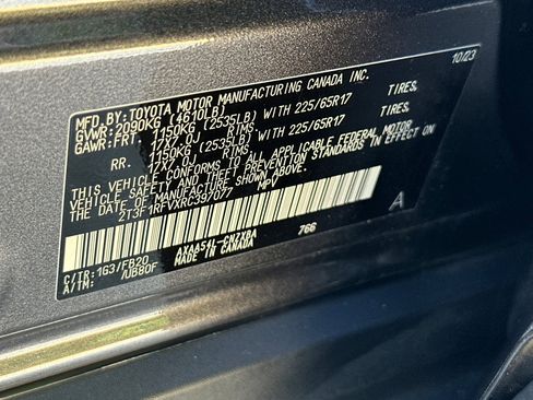 Used 2024 Toyota RAV4 LE AWD/4WD image 27