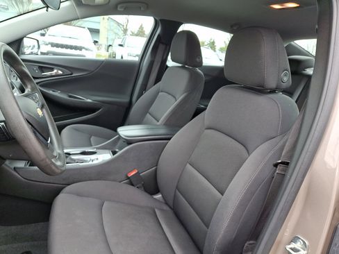 Used 2023 Chevrolet Malibu LT image 24