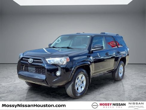 Used 2023 Toyota 4Runner SR5 RWD image 4
