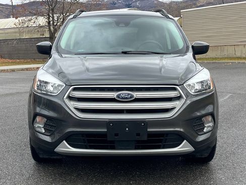 Used 2018 Ford Escape SE w/ Ford Safe & Smart Package image 8
