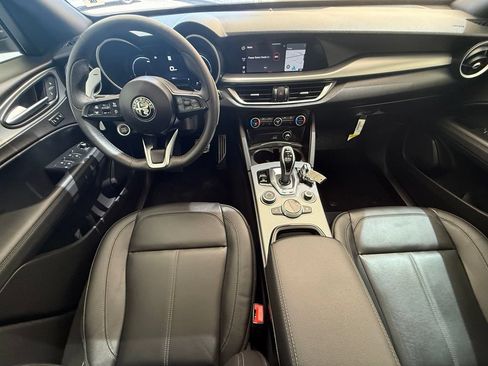 New 2025 Alfa Romeo Stelvio Sprint w/ Convenience Package AWD/4WD image 26