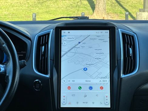 Used 2022 Ford Edge ST image 19