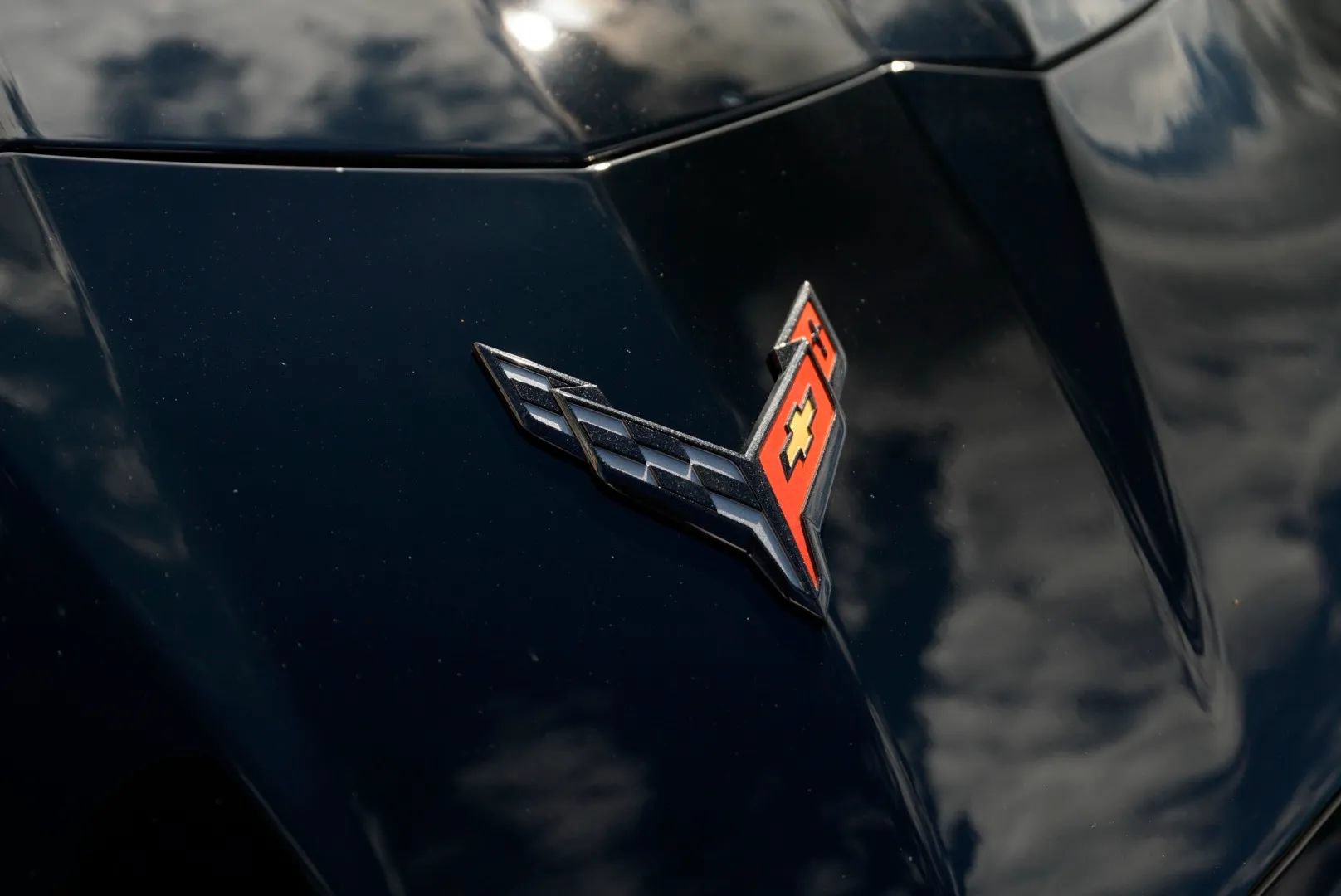 Used 2021 Chevrolet Corvette Stingray Coupe w/ 1LT RWD image 19
