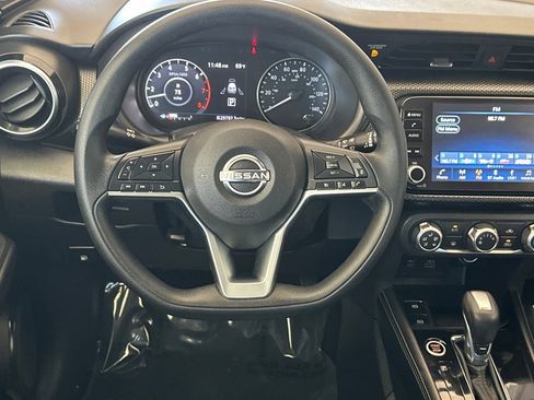 Used 2023 Nissan Kicks SV image 13