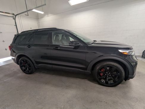 Used 2020 Ford Explorer ST w/ ST Street Pack AWD/4WD image 3