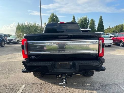 Used 2024 Ford F250 Platinum AWD/4WD image 6