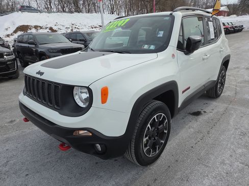 Certified 2023 Jeep Renegade Trailhawk AWD/4WD image 8