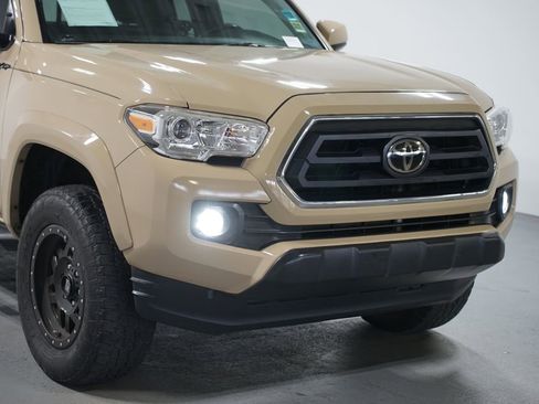 Used 2020 Toyota Tacoma SR5 image 4