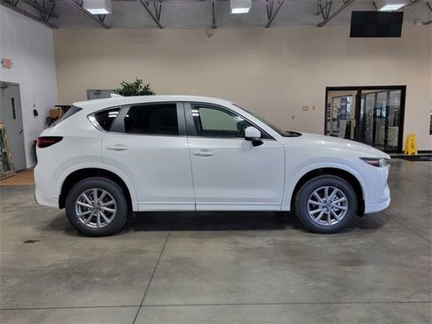 New 2025 MAZDA CX-5 AWD 2.5 S w/ Select Package image 5
