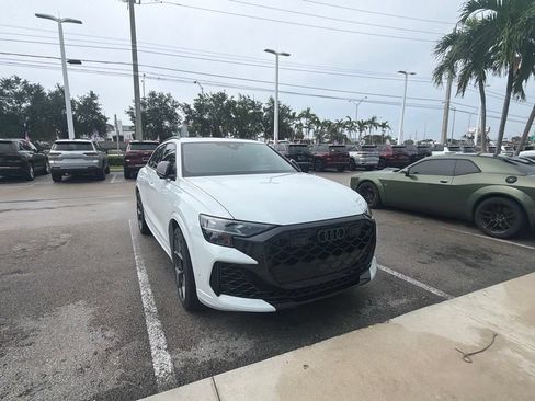 Used 2026 Audi RS Q8 performance AWD/4WD image 11