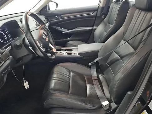Used 2021 Honda Accord Touring image 5