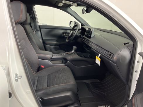 New 2026 Honda HR-V Sport image 8