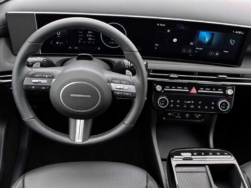 New 2026 Hyundai Tucson Limited FWD image 17