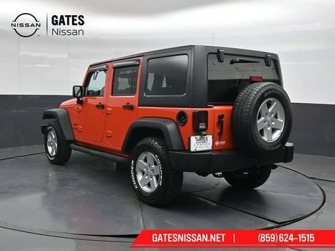 Used 2015 Jeep Wrangler Unlimited Sport w/ Quick Order Package 24S AWD/4WD image 8