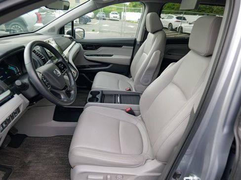 Used 2023 Honda Odyssey Touring image 21