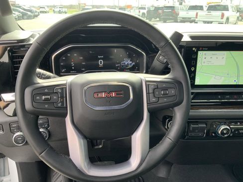 Used 2025 GMC Sierra 2500 SLE w/ SLE Convenience Package image 28