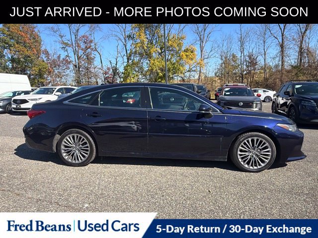 Used 2021 Toyota Avalon Limited w/ Advanced Safety Package FWD image 9