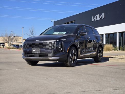 New 2026 Kia Sportage LX w/ LX Convenience Package image 2