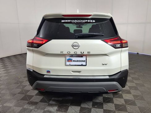 Used 2023 Nissan Rogue SV FWD image 6
