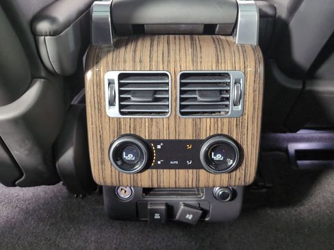 Used 2019 Land Rover Range Rover Supercharged image 29