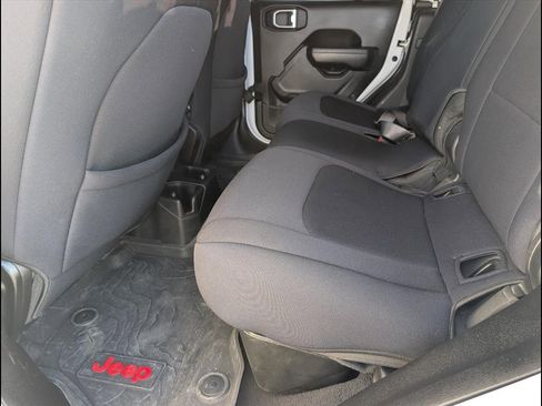 Used 2023 Jeep Gladiator Mojave w/ Trailer Tow Package image 13