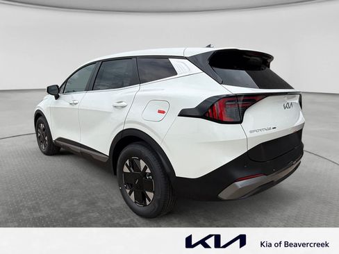 New 2027 Kia Sportage LX FWD image 7