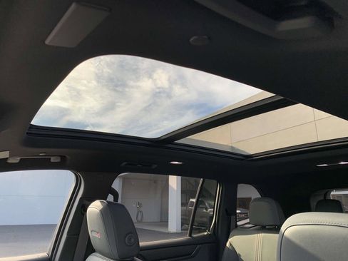 Certified 2024 GMC Acadia AT4 w/ LPO, Floor Liner Package image 7