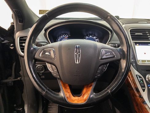 Used 2016 Lincoln MKX Reserve w/ Climate Package image 14