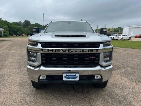 Used 2020 Chevrolet Silverado 2500 LT w/ Texas Edition AWD/4WD image 2
